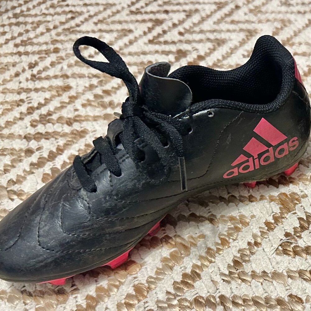Adidas Girls Cleat Black/Pink